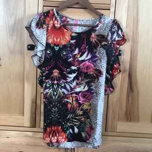 Short sleeved blouse